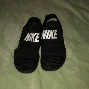 Nike slides